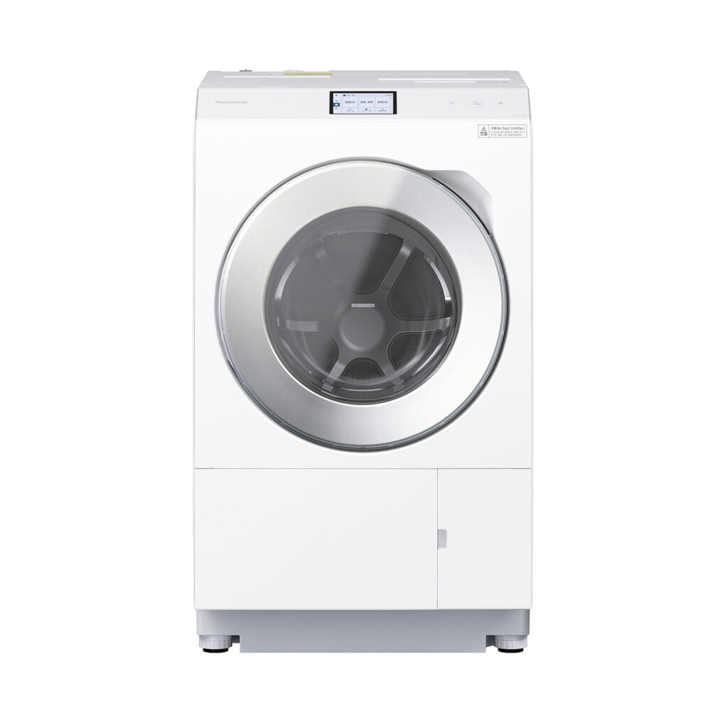 ななめドラム洗濯乾燥機「NA-LX129BL/R」
洗剤の使いすぎ、乾燥のしすぎなど、実は隠れた無駄が生まれがちな洗濯乾燥機。アプリ「スマホで洗濯」との連携で、使用する洗剤・柔軟剤の銘柄を指定した上で、適切な量を自動投入。また、センサー「AIエコナビ」で水温や衣類の量、素材などを判断して、自動で節水・節電してくれる。