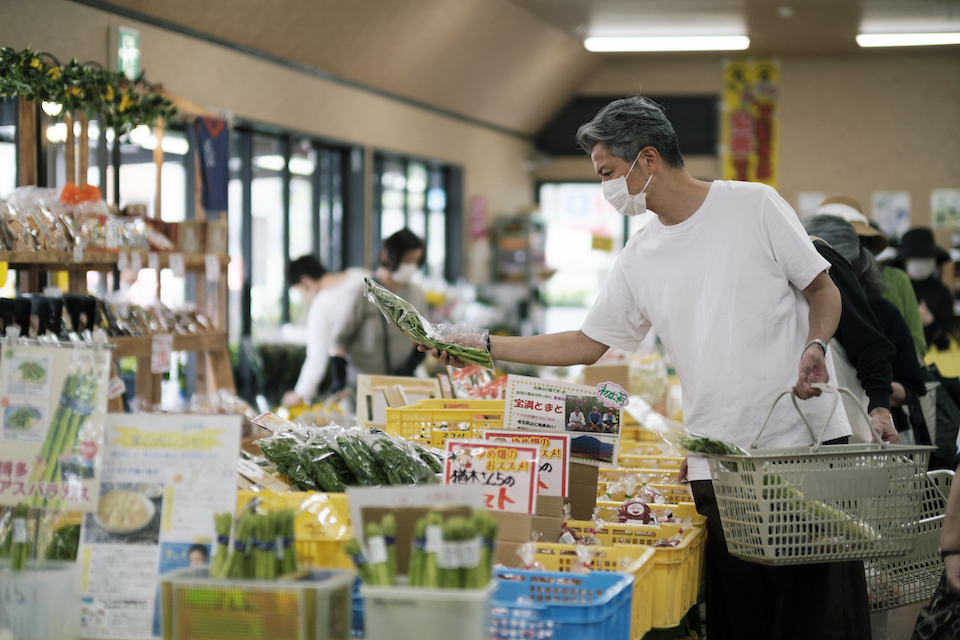 食料品は、地域に根ざしたJAの農産物直売所『ゆめ畑 太宰府店』で買う。