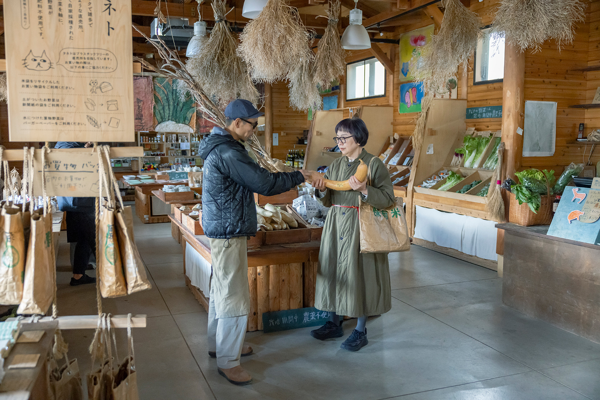 奥津さんと福田さん。3年前の出会い以来、奥津さんが主催する農と食のイベントに福田さんが出演するなど、交流が続いている。