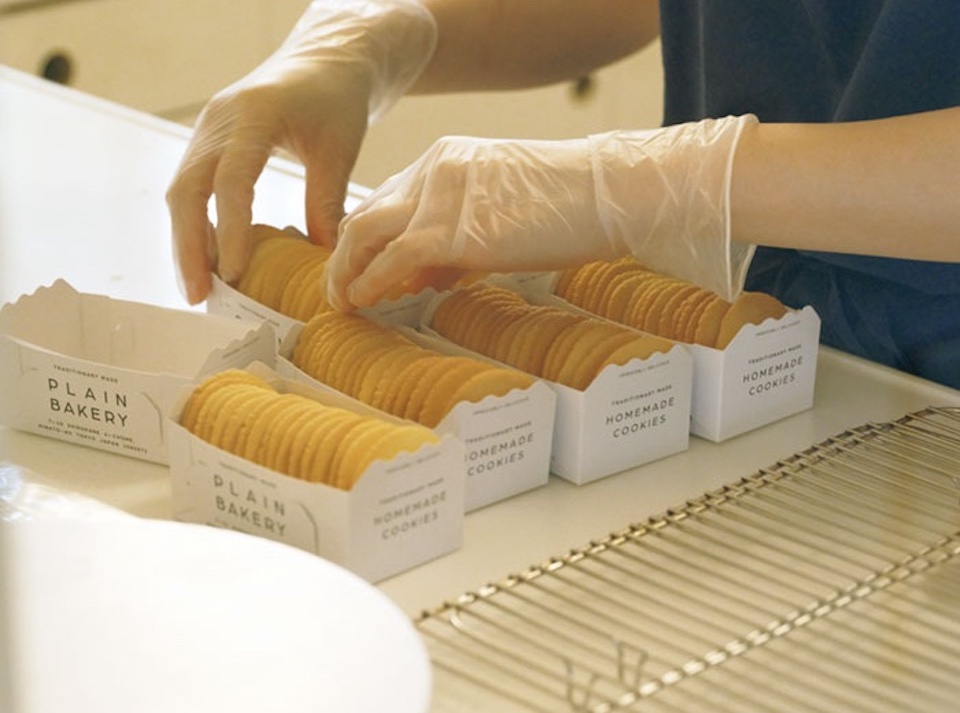 〈YAECA〉が静かに焼きあげる、洋菓子の話。 &Oyatsu 今日のおやつ 。 〈YAECA〉が静かに焼きあげる、洋菓子の話。 &Oyatsu 今日のおやつ 。