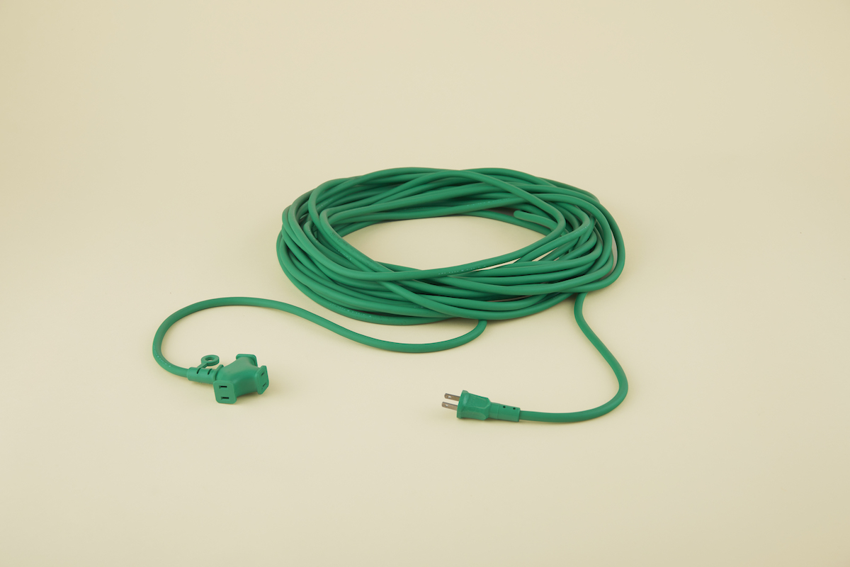 カラフルな延長コード：骨董王子・郷古隆洋の日用品案内。 – No. 423