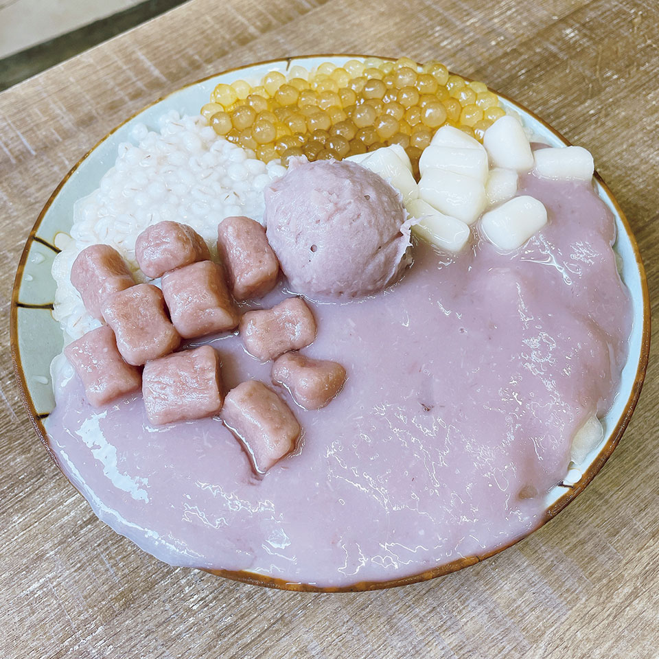 タロイモ団子のかき氷<i>&Taipei 台湾スイーツ食べ比べ</i>
