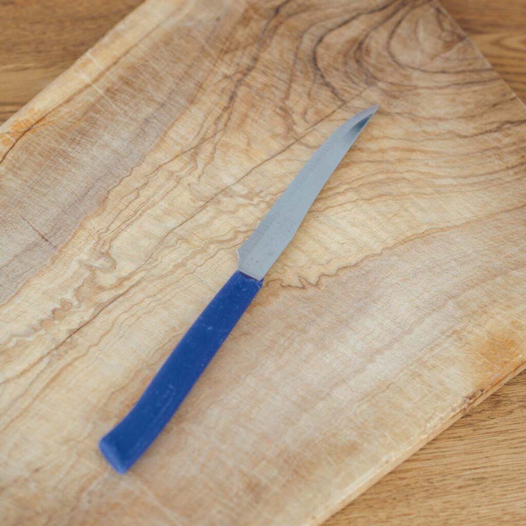 渡辺康啓さんの愛用する台所道具⑦ 〈MAROB〉のナイフ