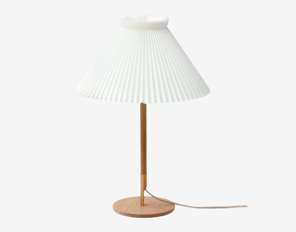 LE KLINT table lamp