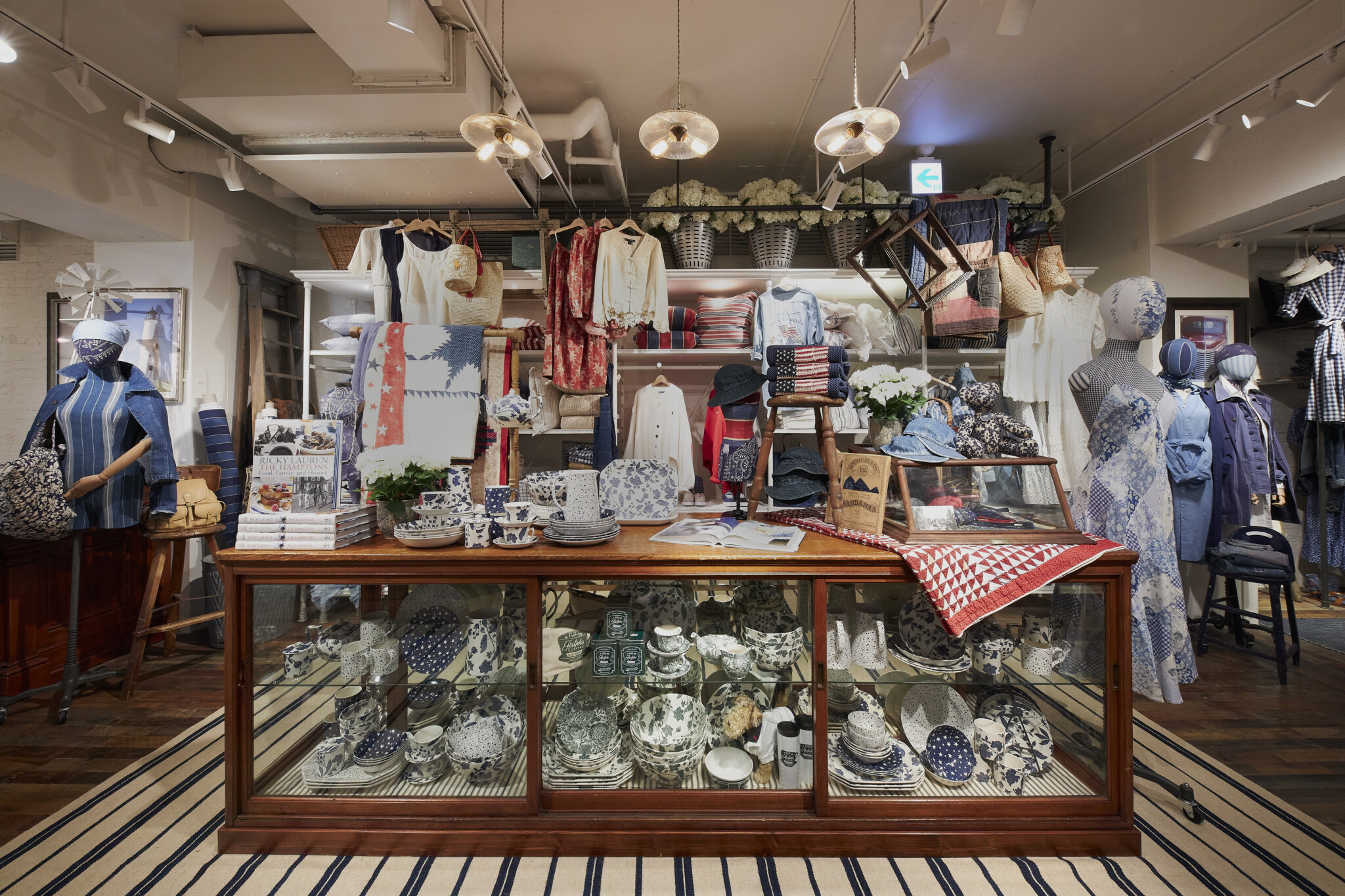 ラルフ ローレン〉の哲学を体験できる、『ザ ポロ ウィメンズショップ