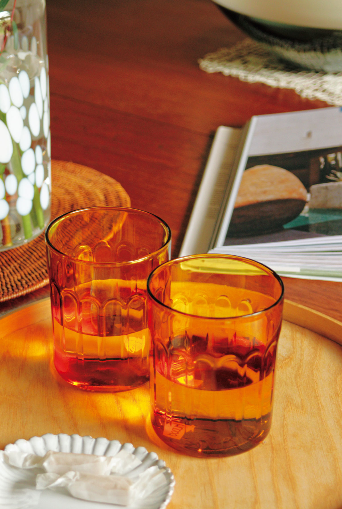 〈ボダム〉のグラス：＆days よい一日を、このアイテムと。