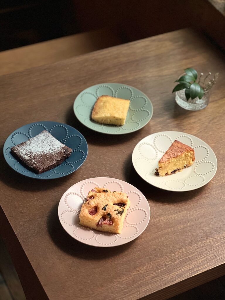 本日のケーキ660円。日替わりでいろいろな種類が並ぶ。