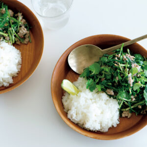 渡辺有子の料理教室 「豚挽き肉のハーブ和え」は、ご飯と一緒にワシワシ食べるのがおいしい。