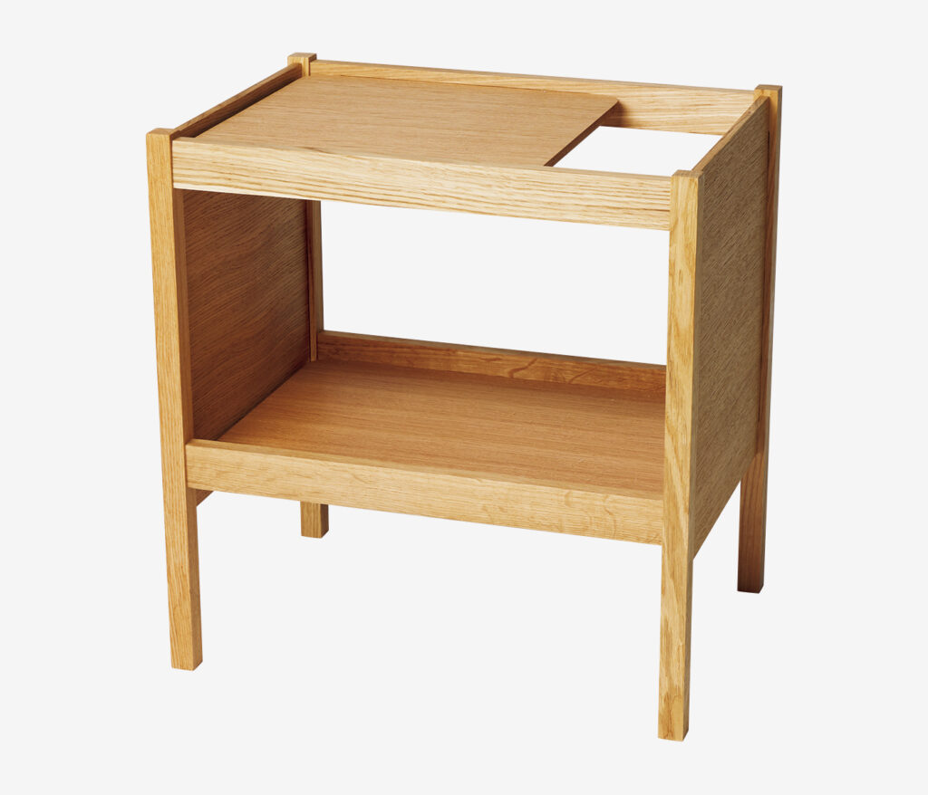 FORM & REFINE side table