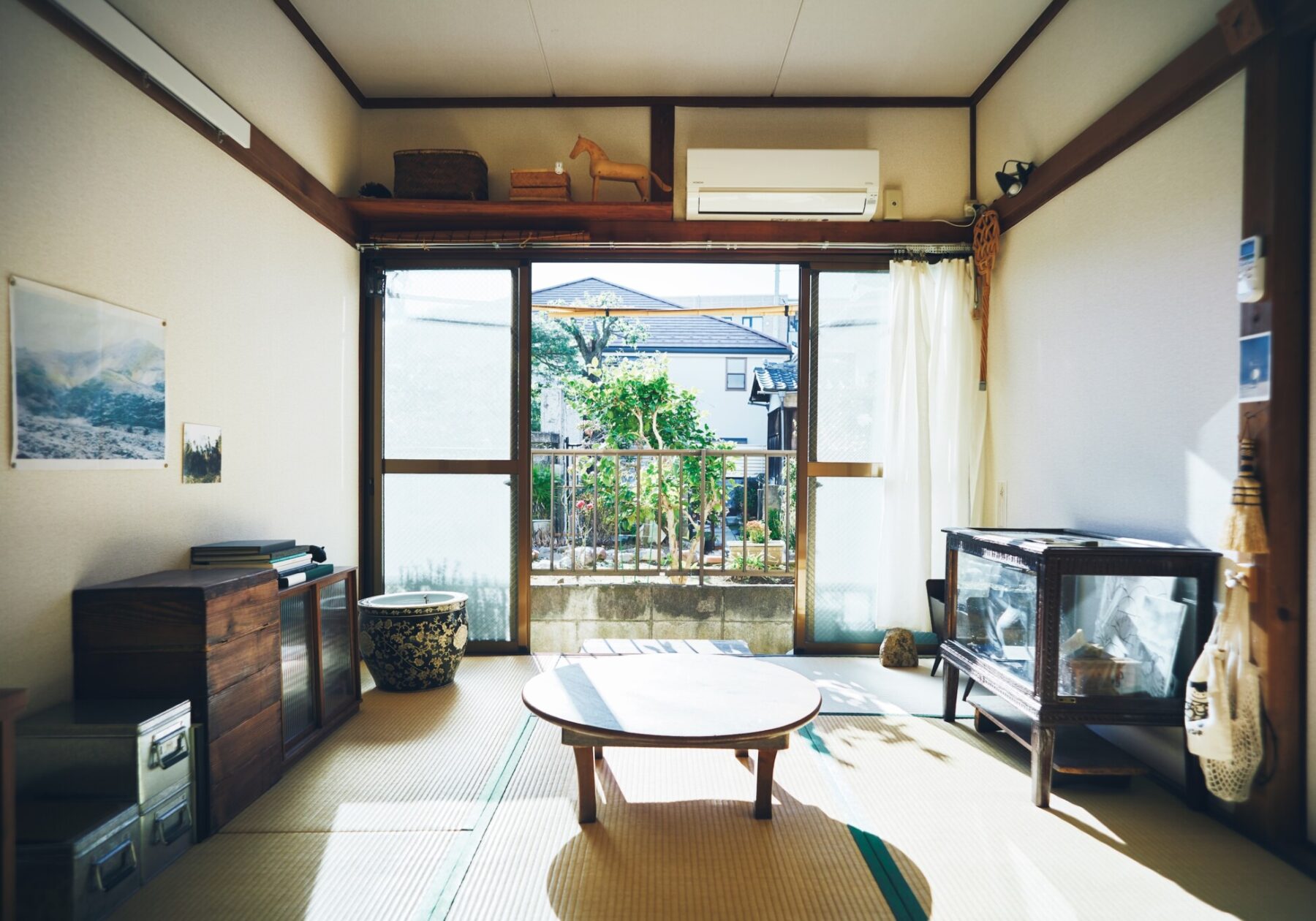 INTERIOR (部屋を整えて、心地よく住まうために。) | & Premium (アンド プレミアム)