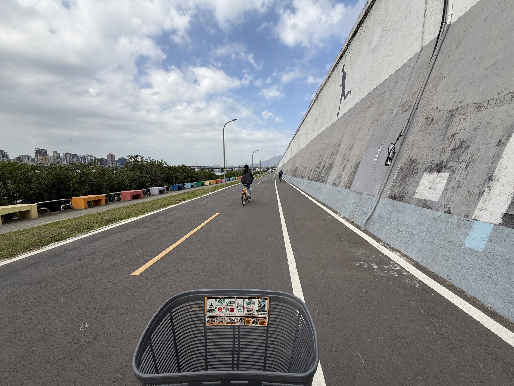 海を目指して3時間の自転車旅。編集後記「台湾でしたいこと」