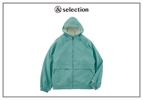 梅雨に活用したい、リバーシブルで着回ししやすい〈ナナミカ〉のジャケット。
