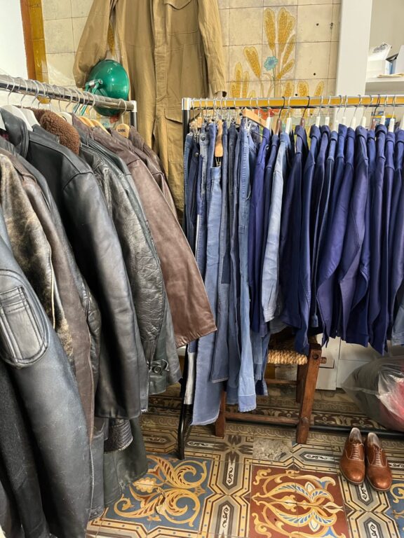 蚤の市。パリの古着屋。フランスのワークウェアを好きになったきっかけ。 写真と文：宇多悠也 (〈ウティ〉デザイナー) #2