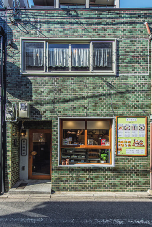 旅心そそる、『富小路粥店』の中華粥。濃厚だけどするする入る。各国の味を求めて、京の朝ごはん探訪。vol.3 旅心そそる、『富小路粥店』の中華粥。濃厚だけどするする入る。各国の味を求めて、京の朝ごはん探訪。vol.3