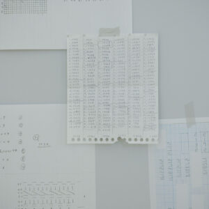 2022年に開催した個展「migraine aura」では、文字や数字を記号に置き換えた作品を制作。その試作メモや設計図のようなもの。photo：Takashi Homma 趣味や習い事の話：「 (ほどほどに) 没頭したい」。写真と文：横尾香央留 (手芸家) #4 /数独 /ギター