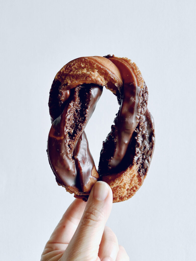 福岡とニューヨークをつなぐ「マンハッタン」。私の好きな福岡:1 写真と文:Yuki Matsuo (「All-You-Can-Eat Press」主宰) #1 福岡とニューヨークをつなぐ「マンハッタン」。私の好きな福岡:1 写真と文:Yuki Matsuo (「All-You-Can-Eat Press」主宰) #1