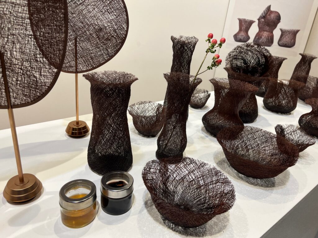 若手デザイナーの登竜門「サローネ・サテリテ」。世界の家具の祭典、ミラノ・サローネだより。写真と文：浦江由美子 (ライター、コーディネーター) #2