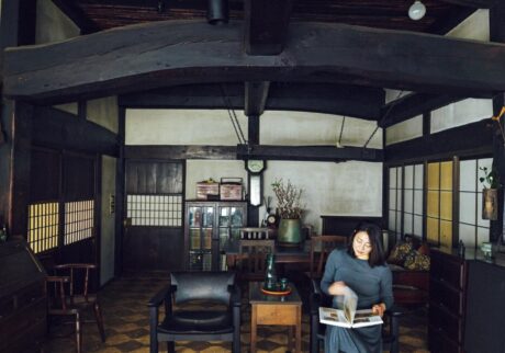 作家・甘糟りり子さんの暮らし方とセンス。削ぎ落とした生活を楽しむ。 (前編)