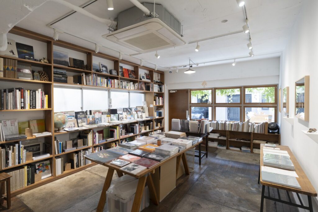 写真集は読み物。写真と文：黒﨑由衣 (『book obscura』店主) #1