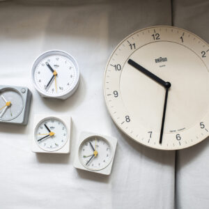 〈ブラウン〉の時計に、マヌカハニー etc。私たちの毎日のそばにあるもの。写真と文：witchi tai to #1