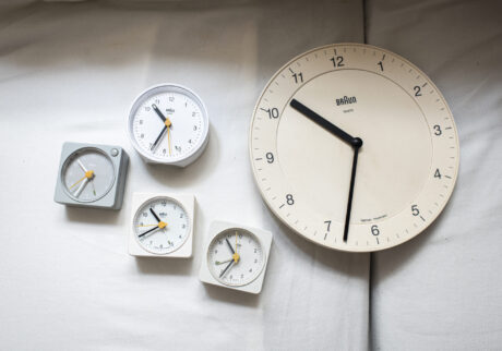 〈ブラウン〉の時計に、マヌカハニー etc。私たちの毎日のそばにあるもの。写真と文：witchi tai to #1