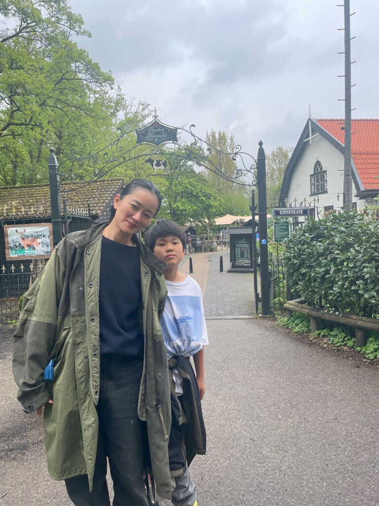 12歳の息子と、ヨーロッパでの新しい暮らし。写真と文：壱岐ゆかり (フローリスト) #1
