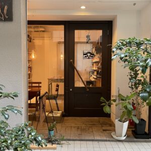 シスターフッド書店 Kanin シスターフッド書店 Kanin