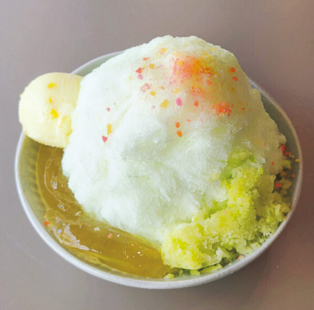 ふわふわ食感が大人気！ 台湾かき氷の王道。【台湾スイーツ食べ比べ】