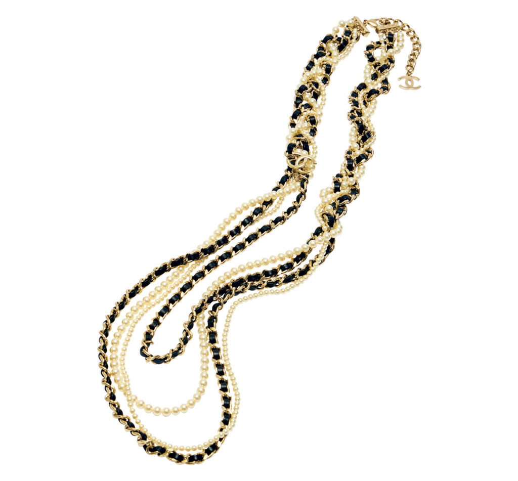 CHANEL necklace