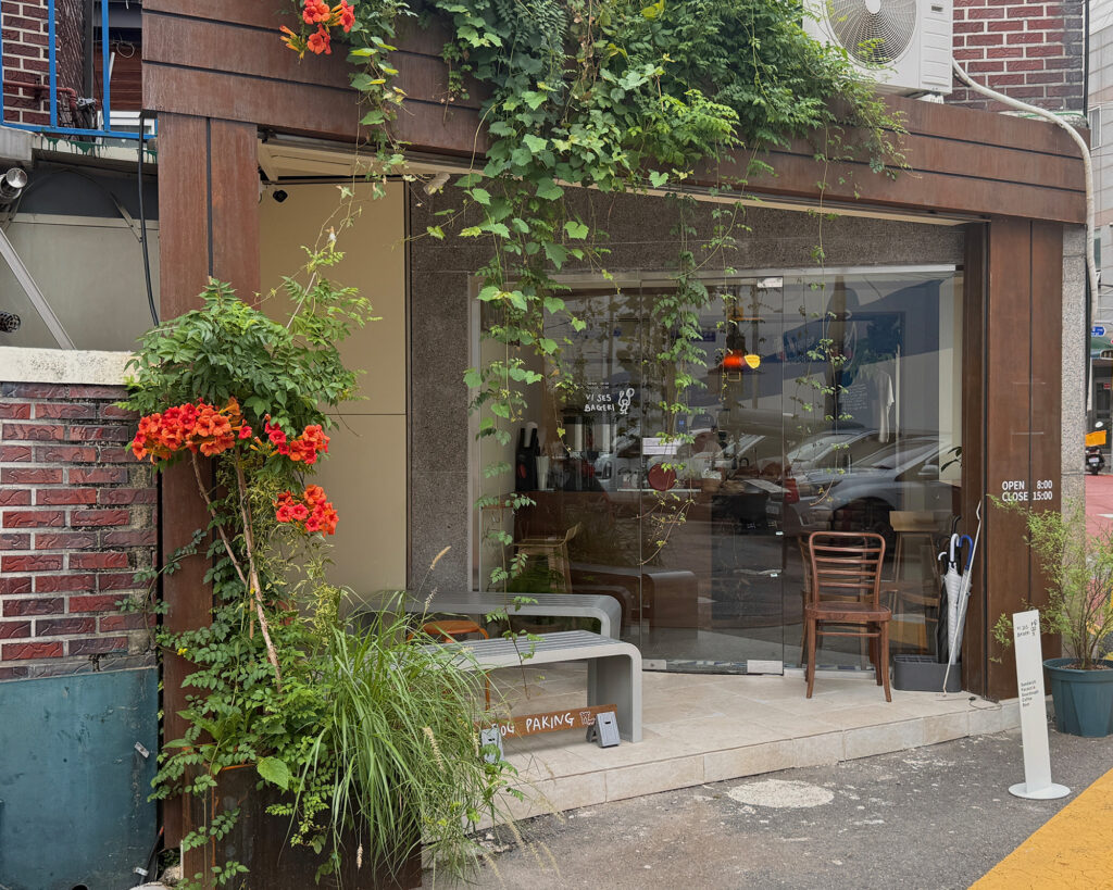 良い1日を迎えるために立ち寄りたい、ソウルのフォカッチャ専門店。写真と文：東山サリー (コーディネーター、ライター) #4