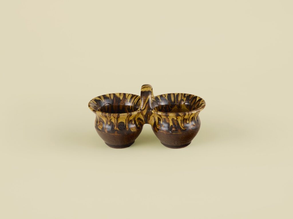 黄釉が美しい舩木研兒の薬味入れ。骨董王子・郷古隆洋の日用品案内。