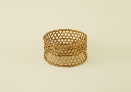 熊本県の古い底上げ竹籠。骨董王子・郷古隆洋の日用品案内。