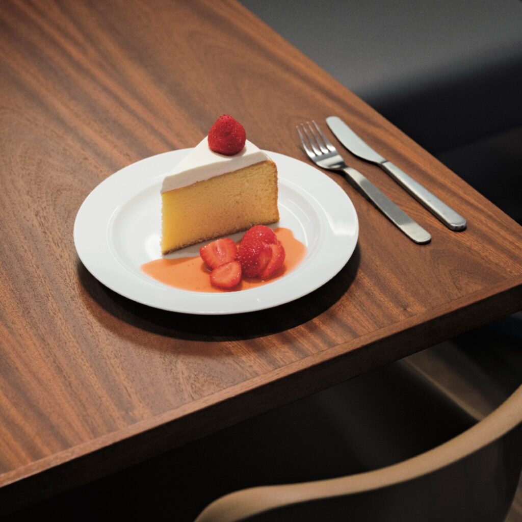 MHLカフェ ヴィクトリアケーキ