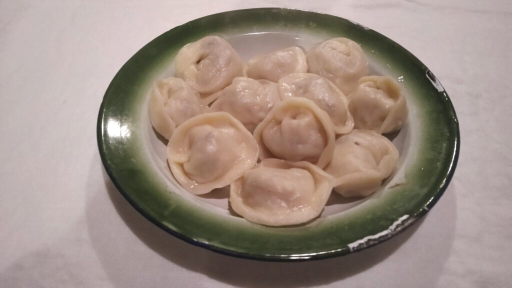 秋にぴったりな簡単レシピ。マテバシイと塩豚の水餃子。写真と文：按田優子 (『按田餃子』 店主) #2