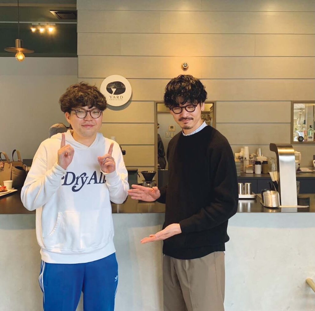 芸人・出井隼之介さんが案内する、探究と挑戦を続けるコーヒーショップ。