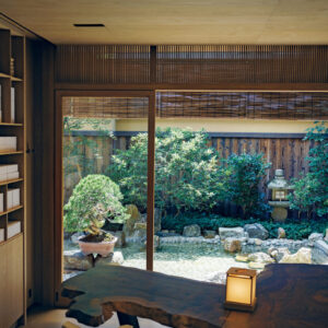 日本屈指の作庭家・北山安夫が手がけた庭でお茶の時間。ひみつの坪庭コレクション vol.22 日本屈指の作庭家・北山安夫が手がけた庭でお茶の時間。ひみつの坪庭コレクション vol.22