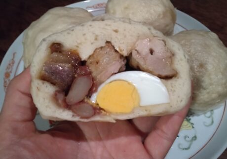 ペルーの中華街の肉まん、「ミンパオ」のレシピ。写真と文:按田優子 (『按田餃子』 店主) #4 ペルーの中華街の肉まん、「ミンパオ」のレシピ。写真と文:按田優子 (『按田餃子』 店主) #4