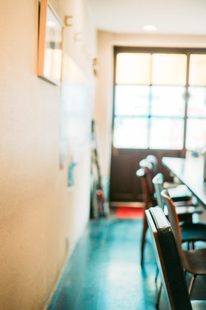 わたしの好きな岡山。20年以上、岡山市に根付くカレー店『QUIET VILLAGE CURRY SHOP』。写真と文:中川正子
(写真家) #3 わたしの好きな岡山。20年以上、岡山市に根付くカレー店『QUIET VILLAGE CURRY SHOP』。写真と文:中川正子
(写真家) #3