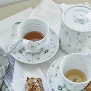 250年の伝統とともに。〈ロイヤル コペンハーゲン〉のテーブルウェアが彩る、心温まるホリデーシーズン。Happy Holidays with Royal Copenhagen