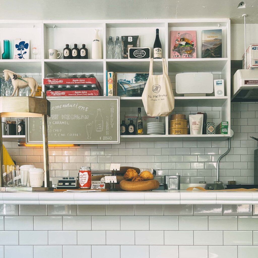 編集者、コピーライター・山村光春さんが案内する、〝ひとり喫する〞カフェ。