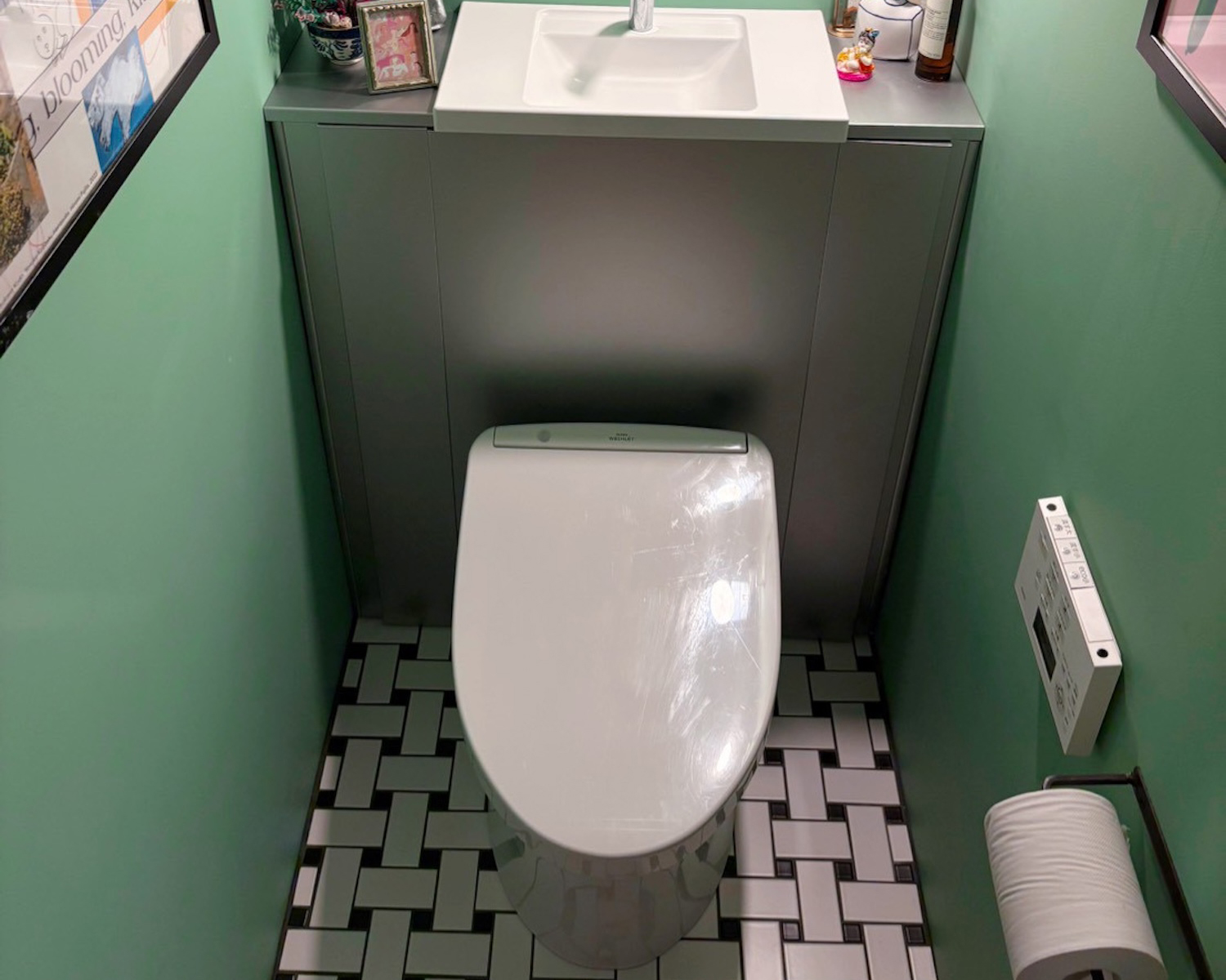 中古マンションリフォーム記。理想のトイレを作る。写真と文：コナリミサト (漫画家) #1