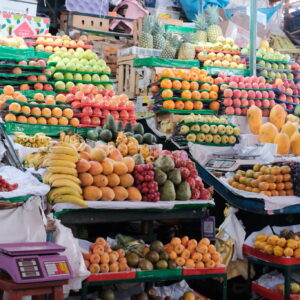 陳列美を眺める「ペルーのメルカド」。文：山口祐加 (自炊料理家) #3