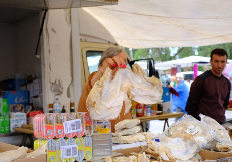 おいしいもの好きが唸る「ポルトガルの野外マーケット」。文:山口祐加 (自炊料理家) #2 おいしいもの好きが唸る「ポルトガルの野外マーケット」。文:山口祐加 (自炊料理家) #2