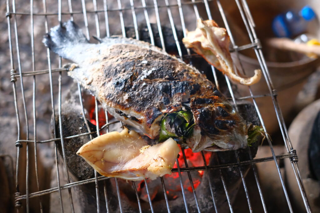 自然そのままをいただく「ラオスの市場」。文：山口祐加 (自炊料理家) #4