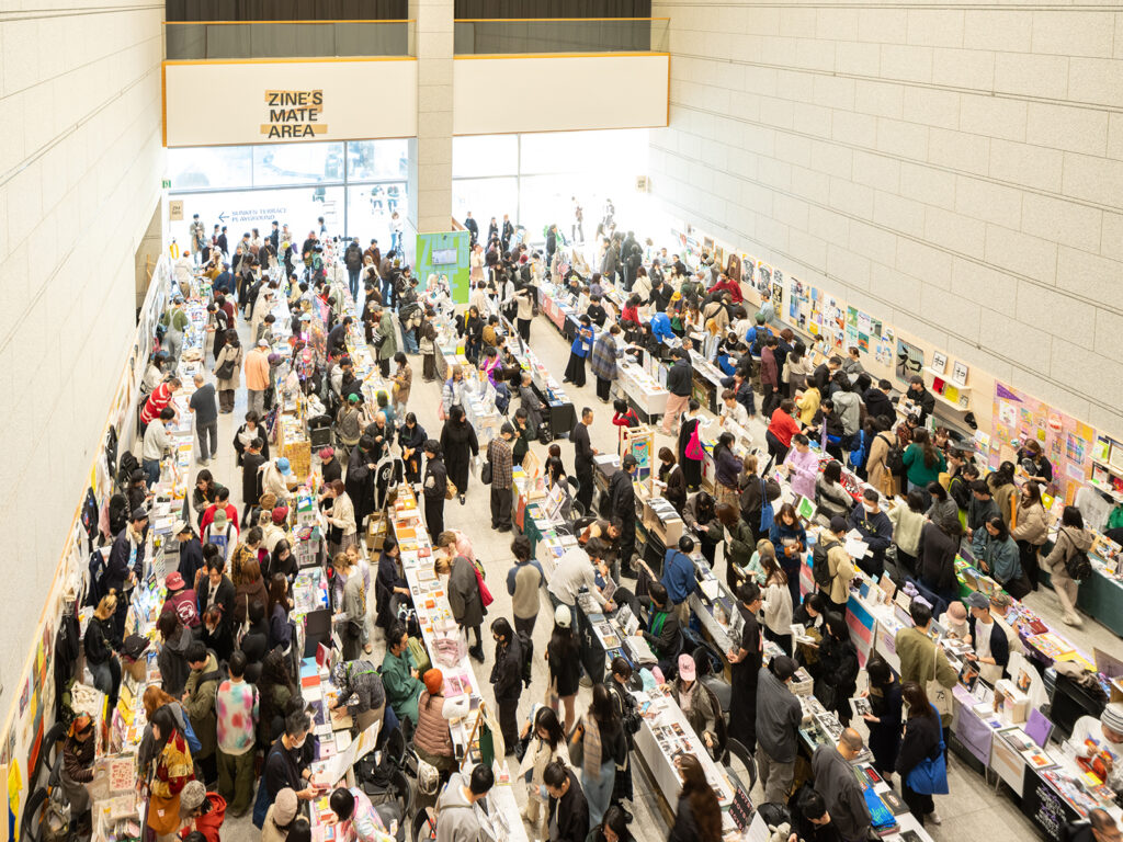 TOKYO ART BOOK FAIR TABF ブルーノ・ムナーリ エンツォ・マーリ エットレ・ソットサス ホンマタカシ 東京都現代美術館 | photo : Hajime Kato TOKYO ART BOOK FAIR TABF ブルーノ・ムナーリ エンツォ・マーリ エットレ・ソットサス ホンマタカシ 東京都現代美術館 | photo : Hajime Kato