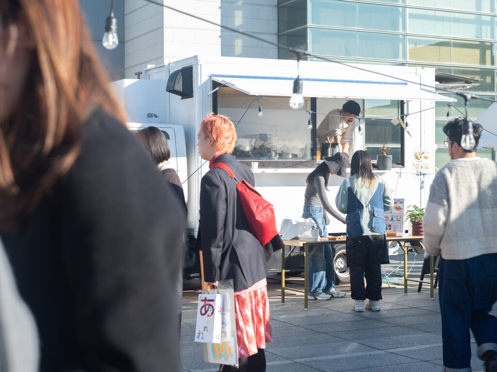 TOKYO ART BOOK FAIR TABF ブルーノ・ムナーリ エンツォ・マーリ エットレ・ソットサス ホンマタカシ 東京都現代美術館 | photo : Hajime Kato TOKYO ART BOOK FAIR TABF ブルーノ・ムナーリ エンツォ・マーリ エットレ・ソットサス ホンマタカシ 東京都現代美術館 | photo : Hajime Kato