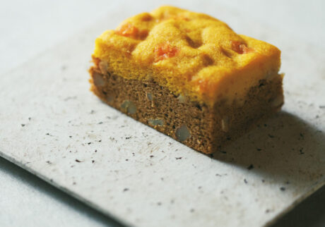 紅葉した秋の筵を、かぼちゃの蒸し菓子に。 ―矢田寺 木葉筵― 〈御菓子丸〉が一皿で表す、京都、寺社仏閣の風景 vol.21 紅葉した秋の筵を、かぼちゃの蒸し菓子に。 ―矢田寺 木葉筵― 〈御菓子丸〉が一皿で表す、京都、寺社仏閣の風景 vol.21