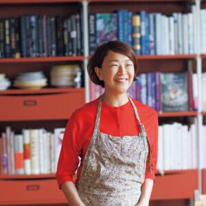 築50年の台所を改修したコックピット。料理家・小堀紀代美さんの台所。