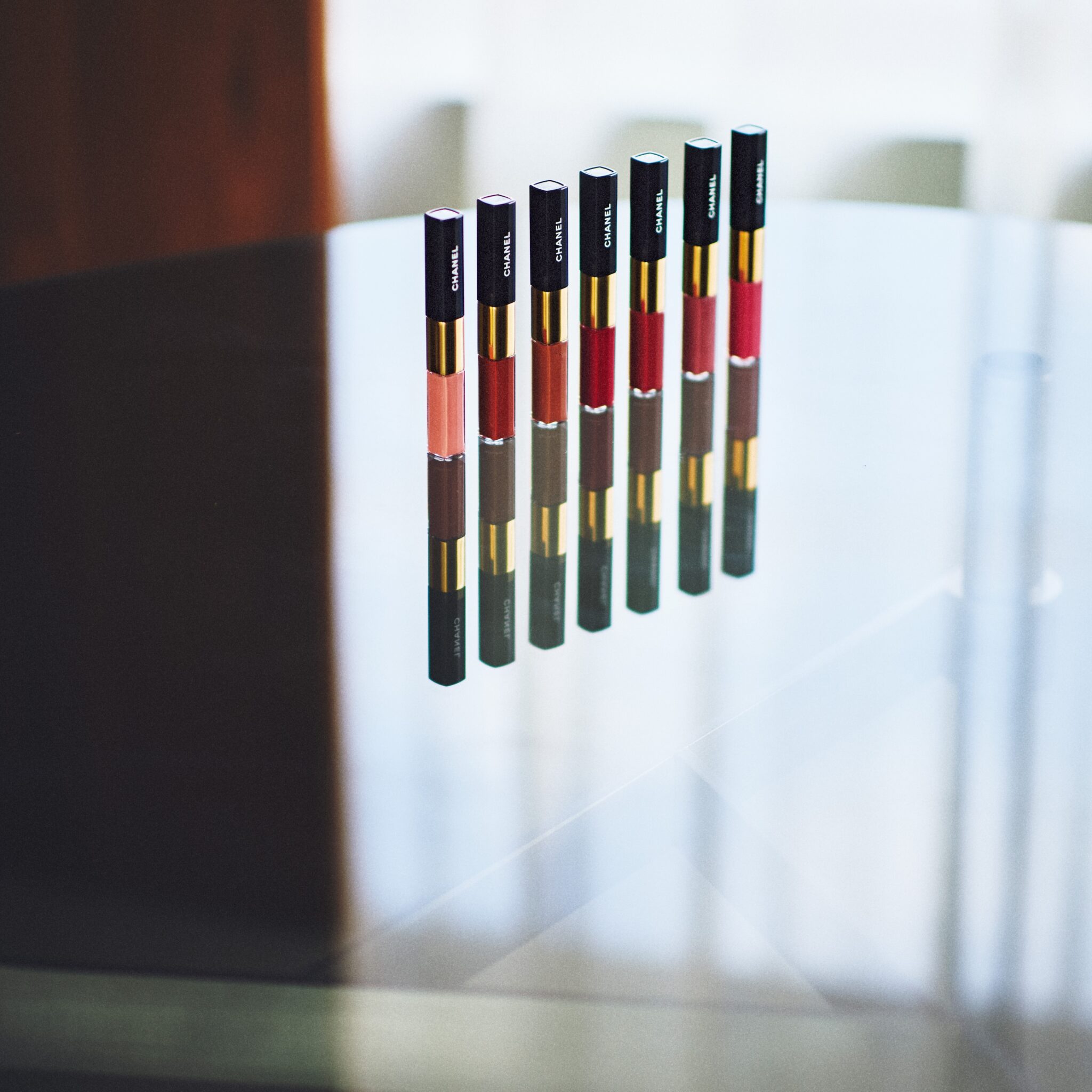 「最強の落ちないルージュ」として話題沸騰中の〈シャネル〉のリキッドリップ。