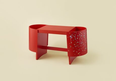 二俣公一がデザインした〈アルテック〉のキウルスツール。骨董王子・郷古隆洋の日用品案内。 二俣公一がデザインした〈アルテック〉のキウルスツール。骨董王子・郷古隆洋の日用品案内。